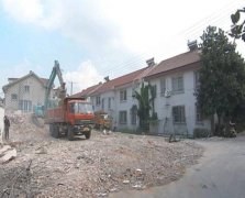 行政机关强制拆除违法建筑的，应当遵循法定程序？