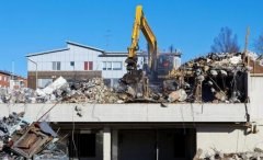 遭遇强拆应该如何维护自己的权益？